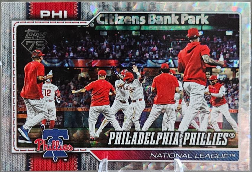 Philadelphia Phillies [Silver Crackleboard] #295