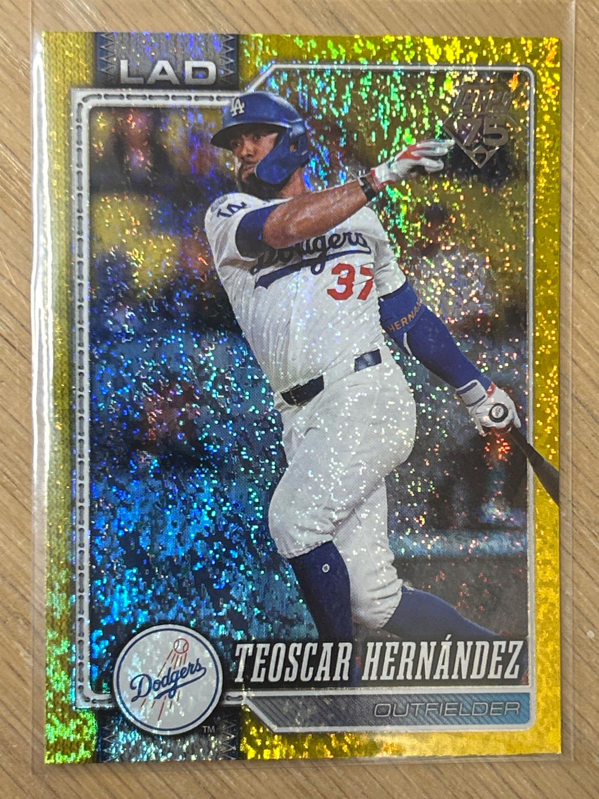 Teoscar Hernandez [Yellow Rainbow] #251