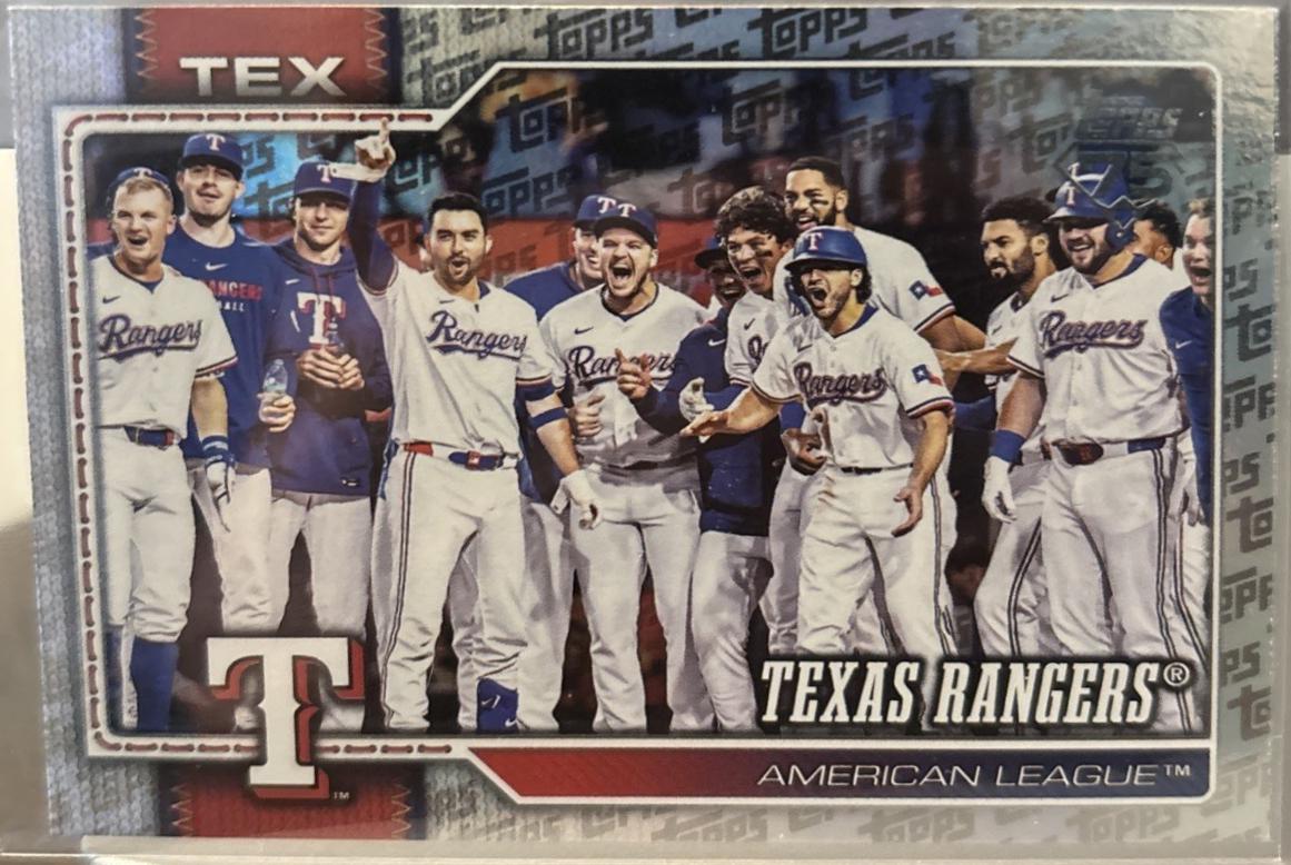 Texas Rangers [Topps Foil Pattern] #258