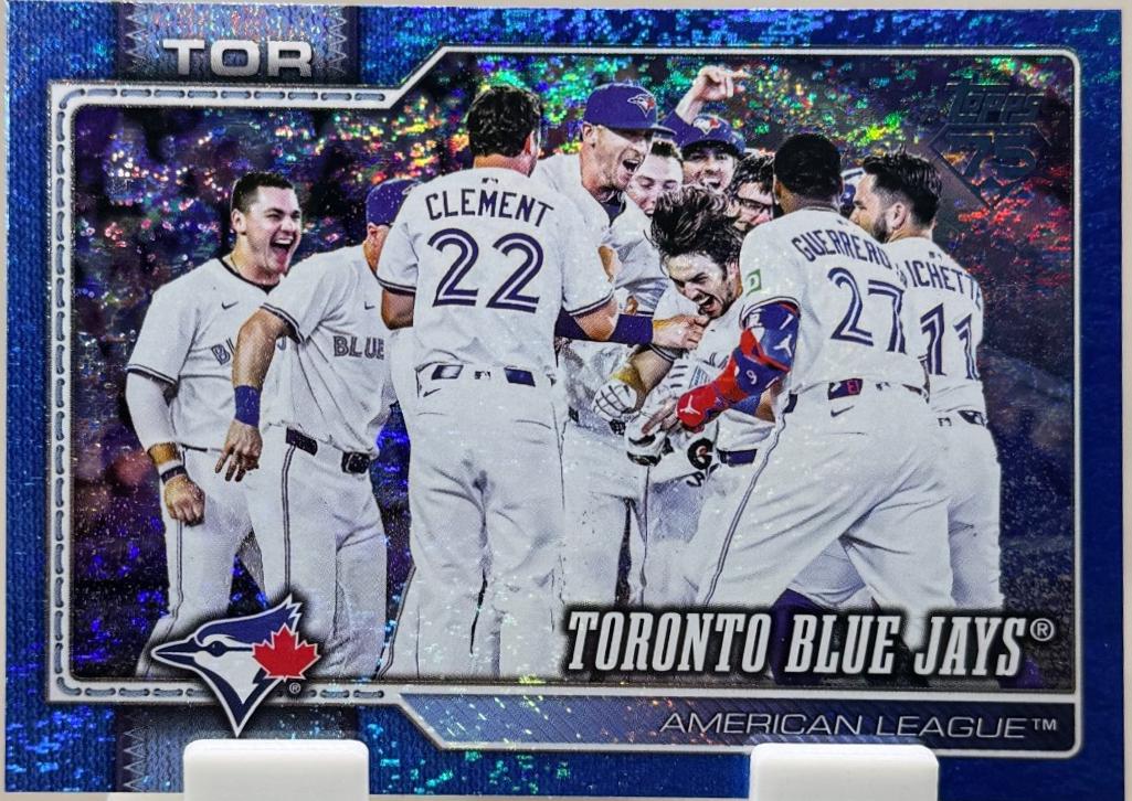 Toronto Blue Jays [Blue Holo] #113
