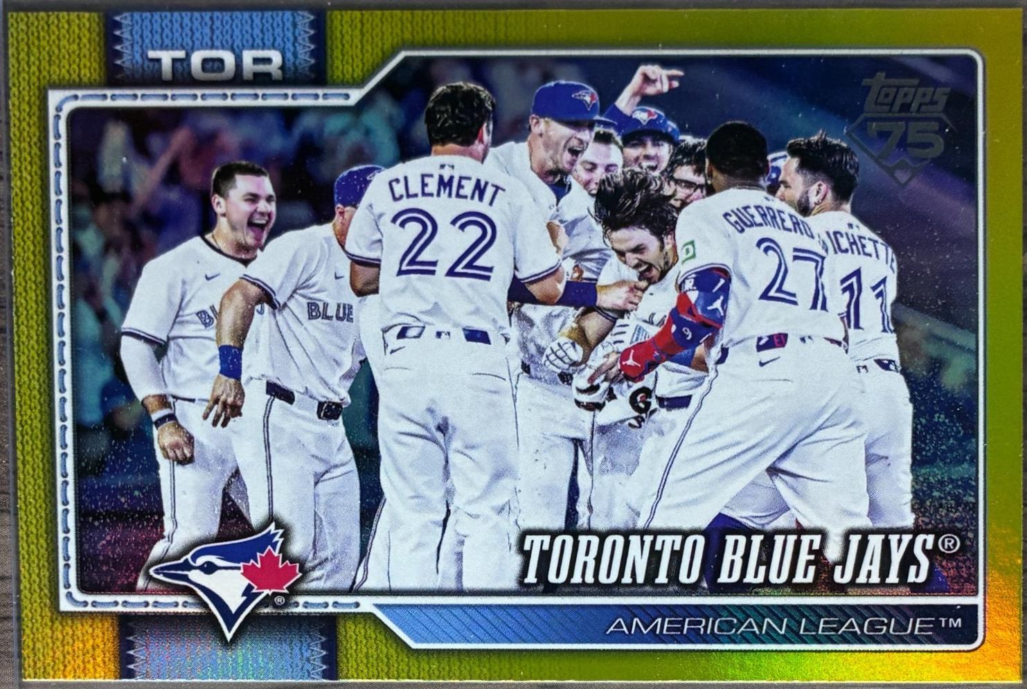 Toronto Blue Jays [Yellow Rainbow] #113