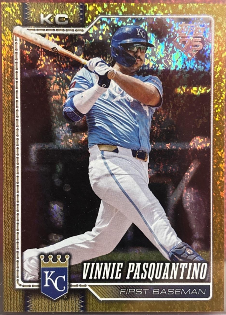 Vinnie Pasquantino [Gold Holo] #223