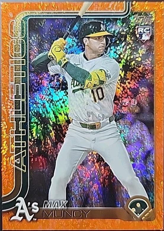 Max Muncy [Holo Orange Foil] #US250