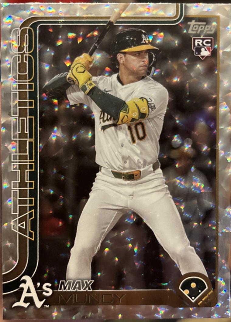 Max Muncy [Silver Crackle Foil] #US250