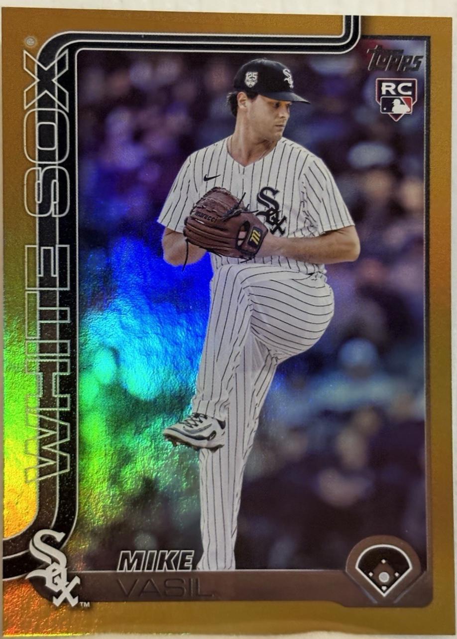 Mike Vasil [Holo Gold Foil] #US219