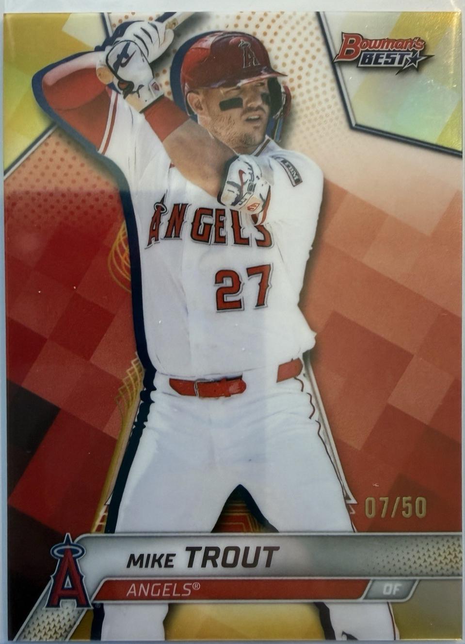 Mike Trout [Gold Refractor] #26