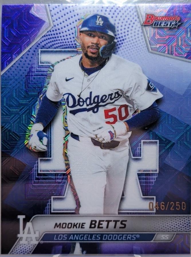 Mookie Betts [Purple Mojo Refractor] #64