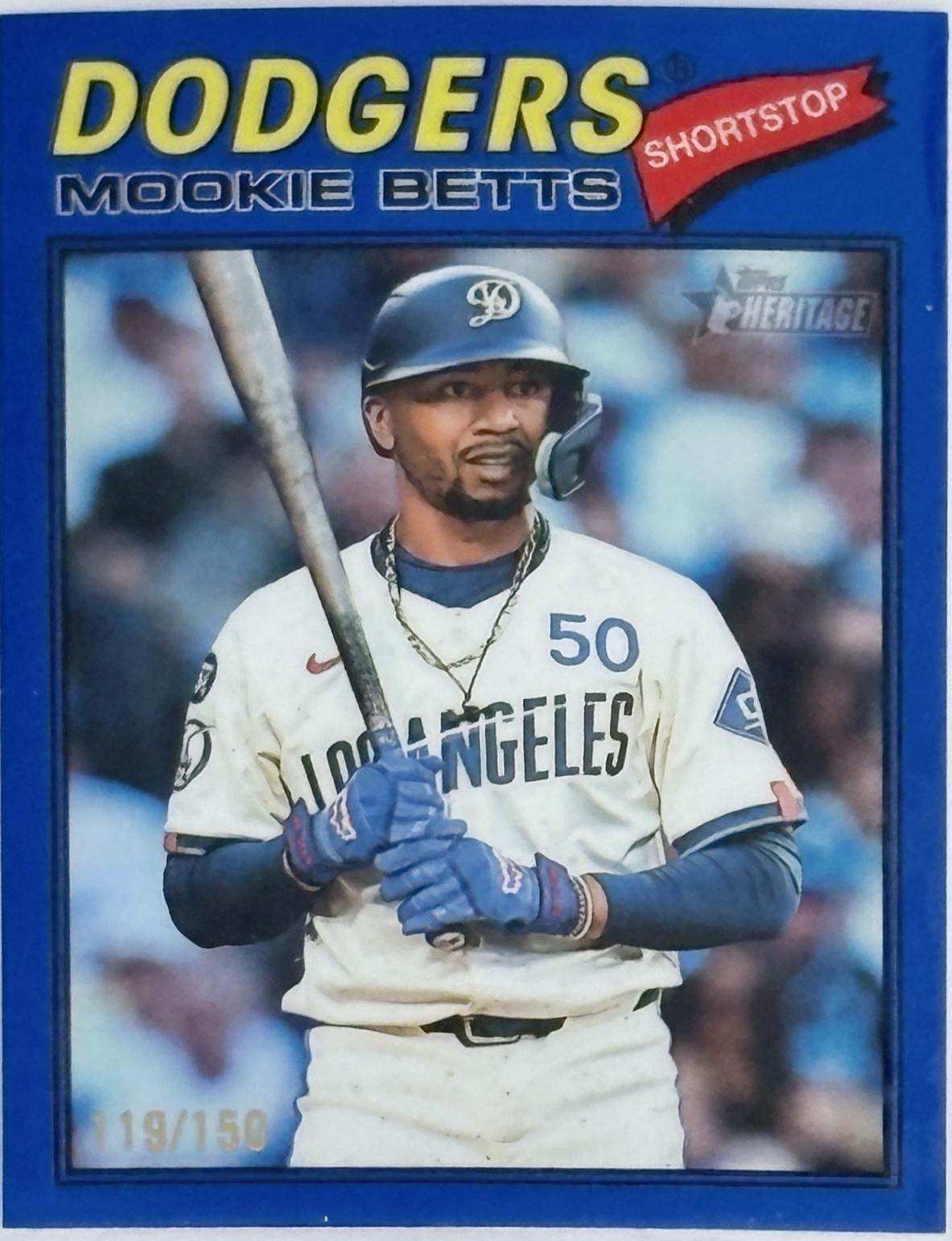 Mookie Betts [Blue Bordered Chrome] #12