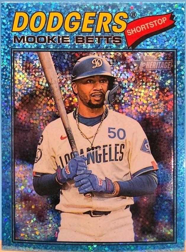 Mookie Betts [Light Blue Sparkle Chrome] #12