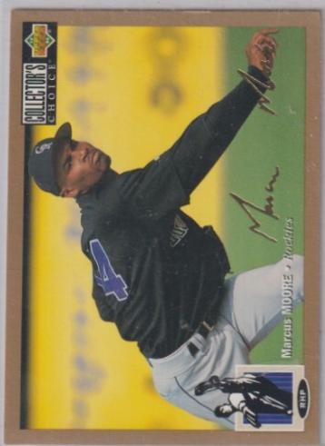 Marcus Moore [Gold Signature] #536