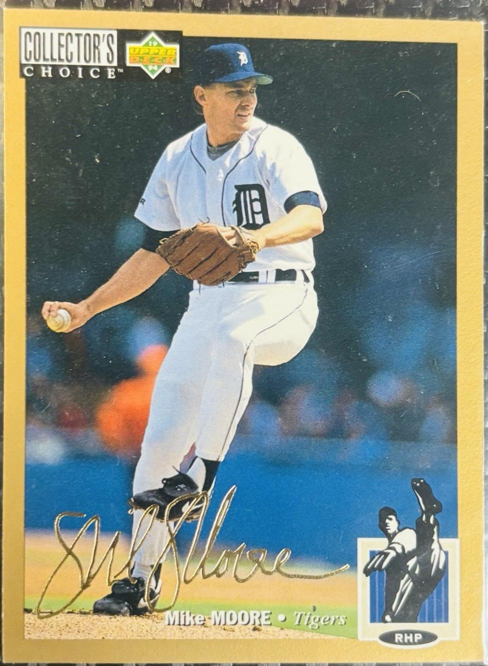 Mike Moore [Gold Signature] #459