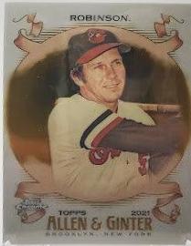 Brooks Robinson [Gold Refractor] #83
