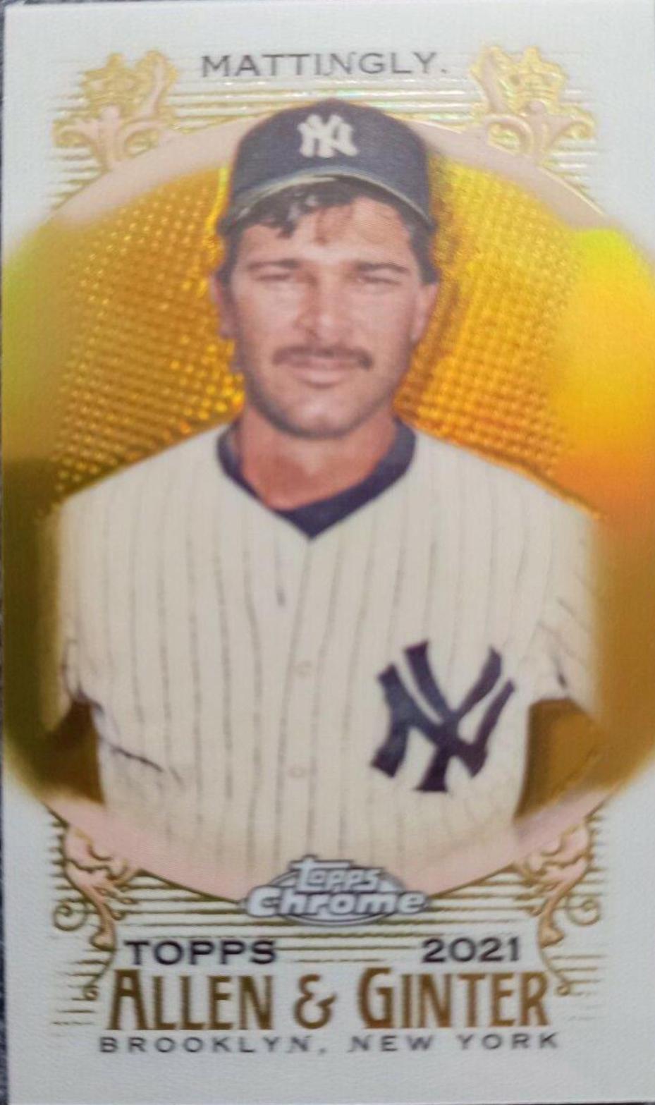 Don Mattingly [Mini Gold Refractor] #197