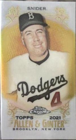 Duke Snider [Mini Gold Refractor] #88
