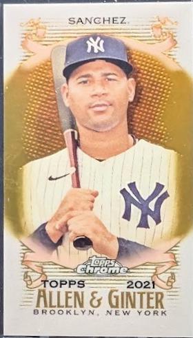 Gary Sanchez [Mini Gold Refractor] #186