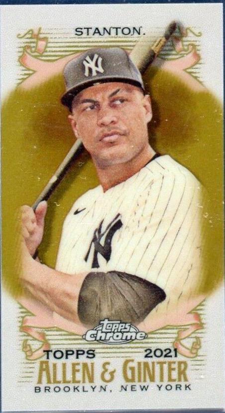 Giancarlo Stanton [Mini Gold Refractor] #107