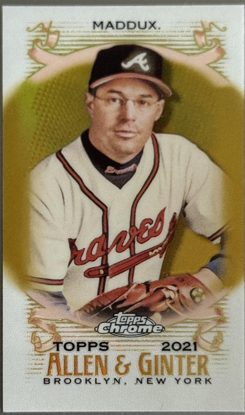 Greg Maddux [Mini Gold Refractor] #7