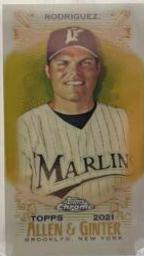 Ivan Rodriguez [Mini Gold Refractor] #183