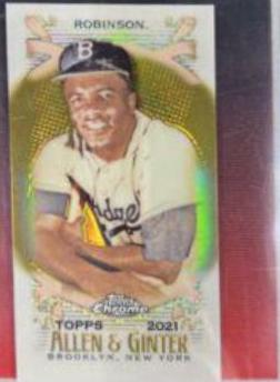 Jackie Robinson [Mini Gold Refractor] #36