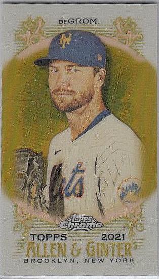 Jacob deGrom [Mini Gold Refractor] #90