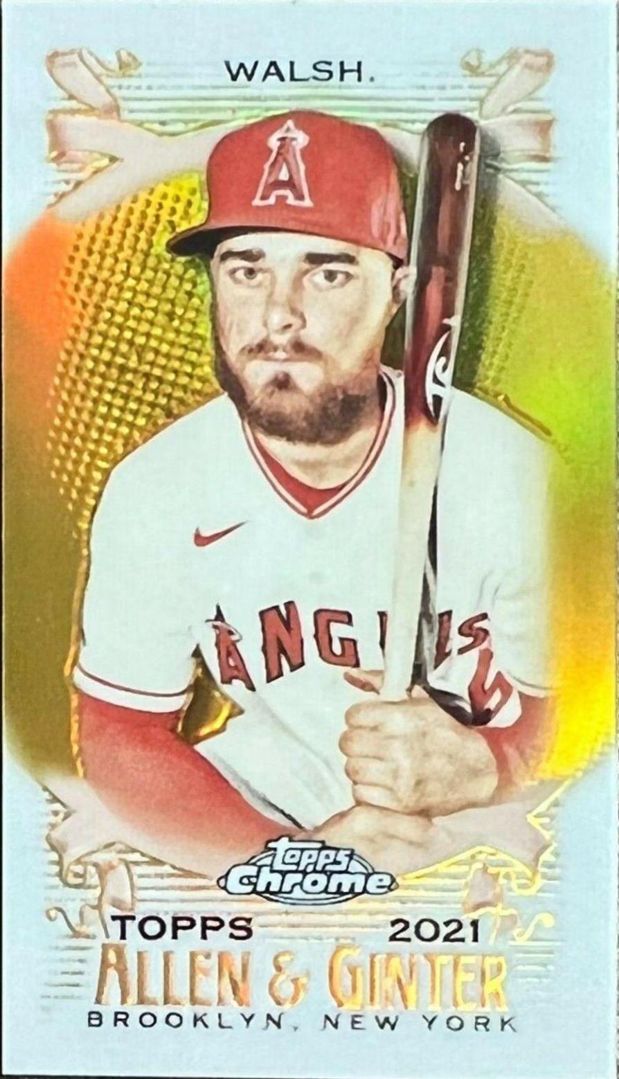 Jared Walsh [Mini Gold Refractor] #174