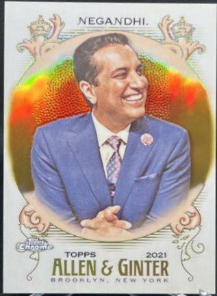 Kevin Negandhi [Gold Refractor] #219