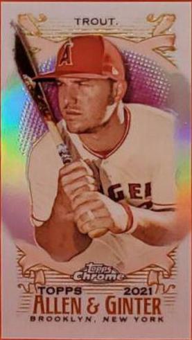 Mike Trout [Refractor] #32