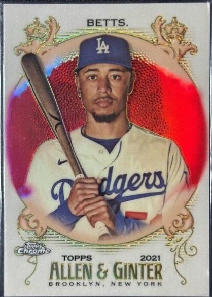 Mookie Betts [Red Refractor] #92