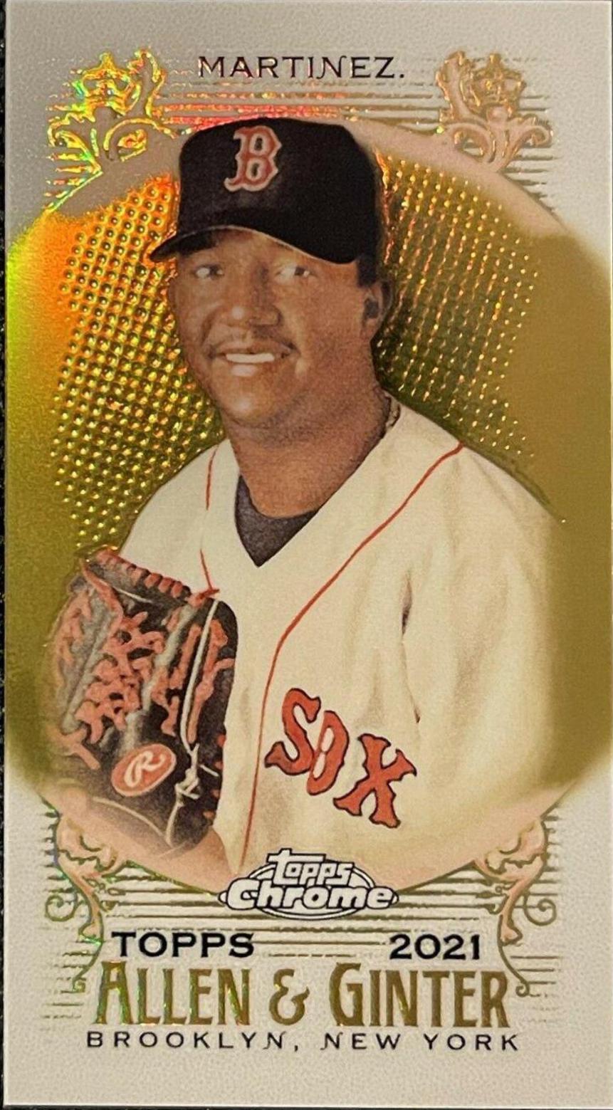 Pedro Martinez [Mini Gold Refractor] #79