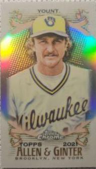 Robin Yount [Refractor] #22