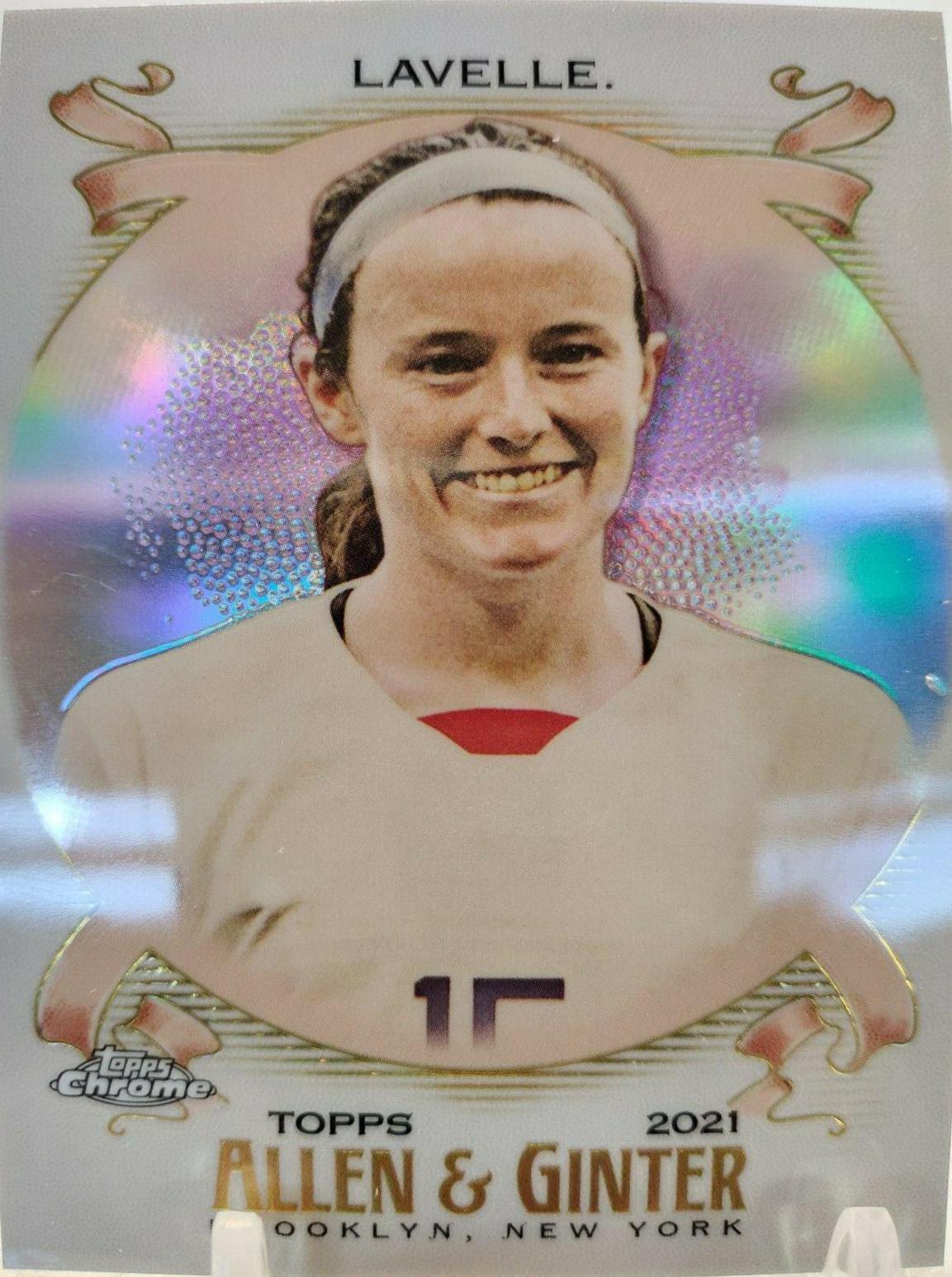 Rose Lavelle [Refractor] #249