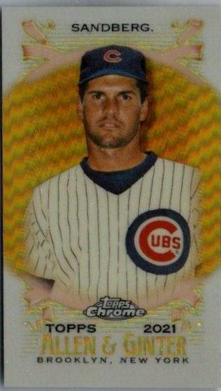 Ryne Sandberg [Mini Gold Refractor] #49