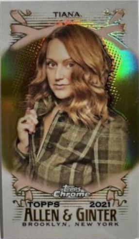 Sarah Tiana [Mini Gold Refractor] #229