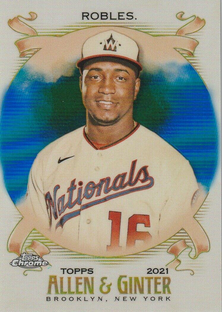 Victor Robles [Blue Refractor] #180