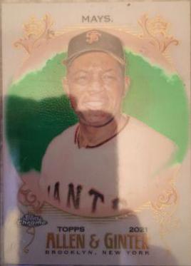 Willie Mays [Green Refractor] #96