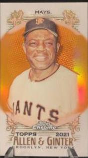 Willie Mays [Mini Orange Refractor] #96