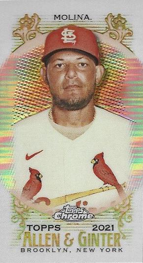 Yadier Molina [Refractor] #91