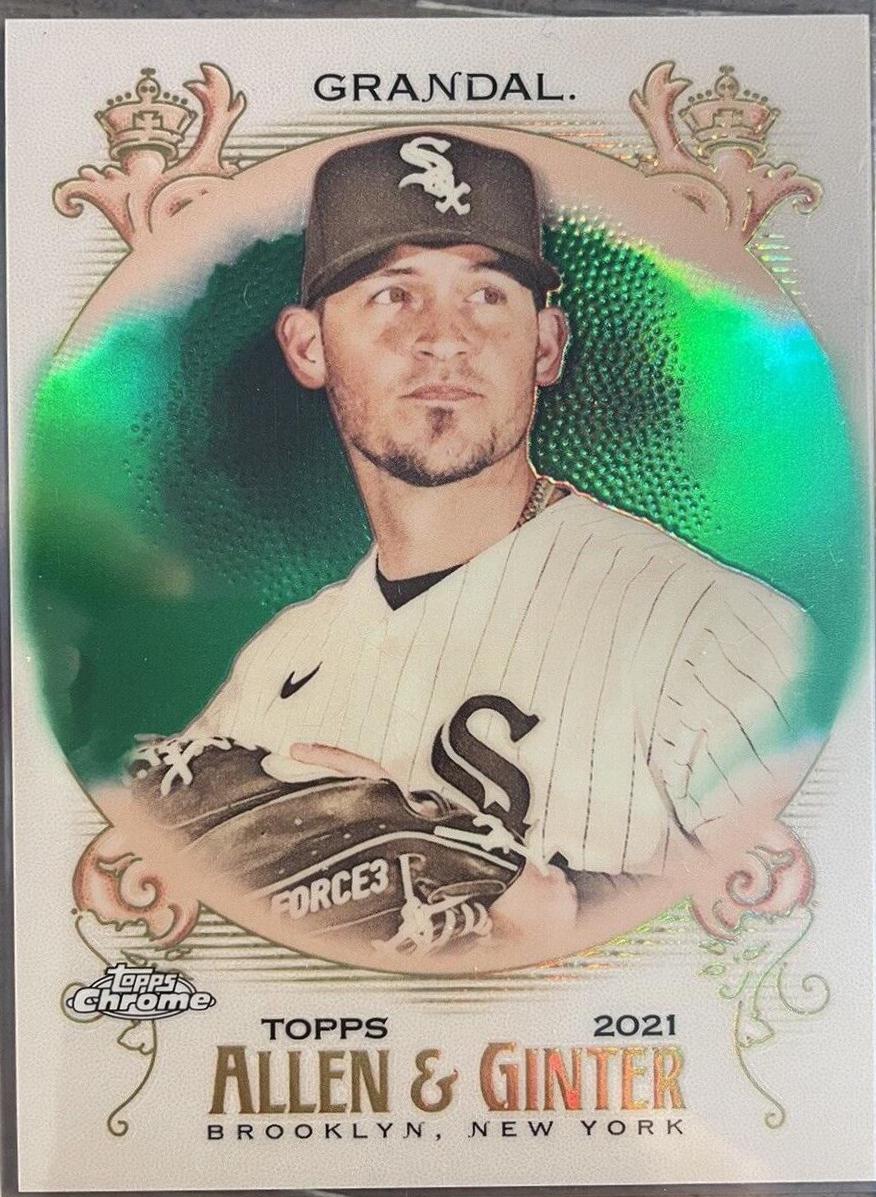 Yasmani Grandal [Green Refractor] #298