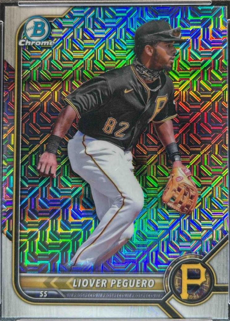 Liover Peguero [Fuchsia Pink Mojo Refractor] #BCP-242