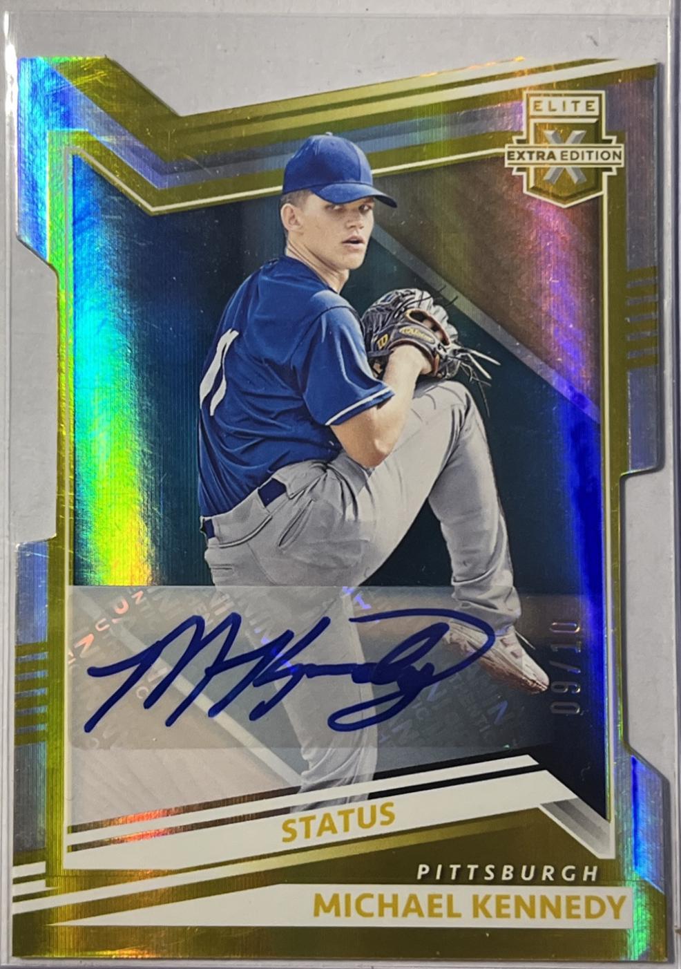Michael Kennedy [Status Die Cut Gold Signature] #110
