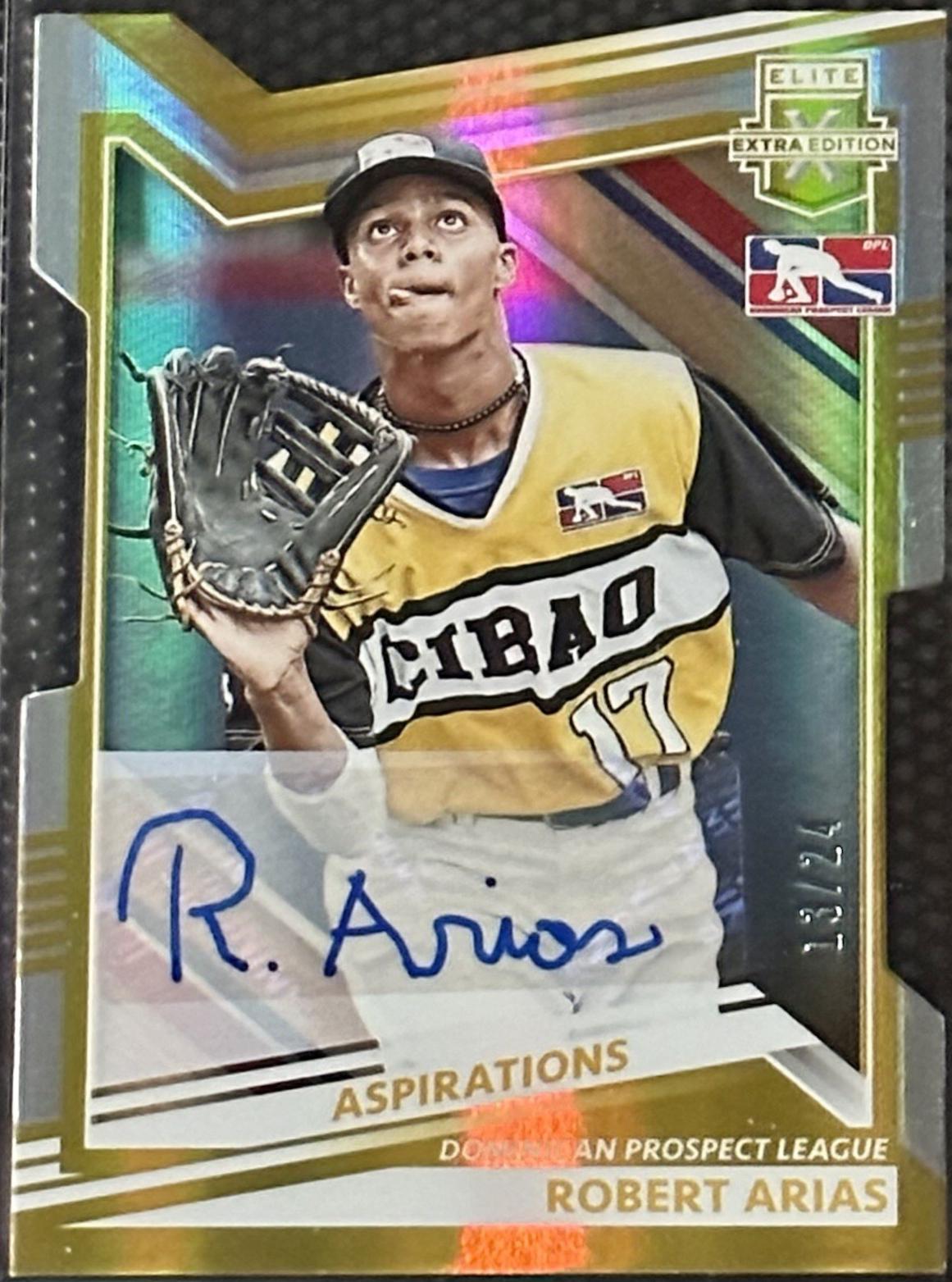Robert Arias [Aspirations Die Cut Signature Gold] #191