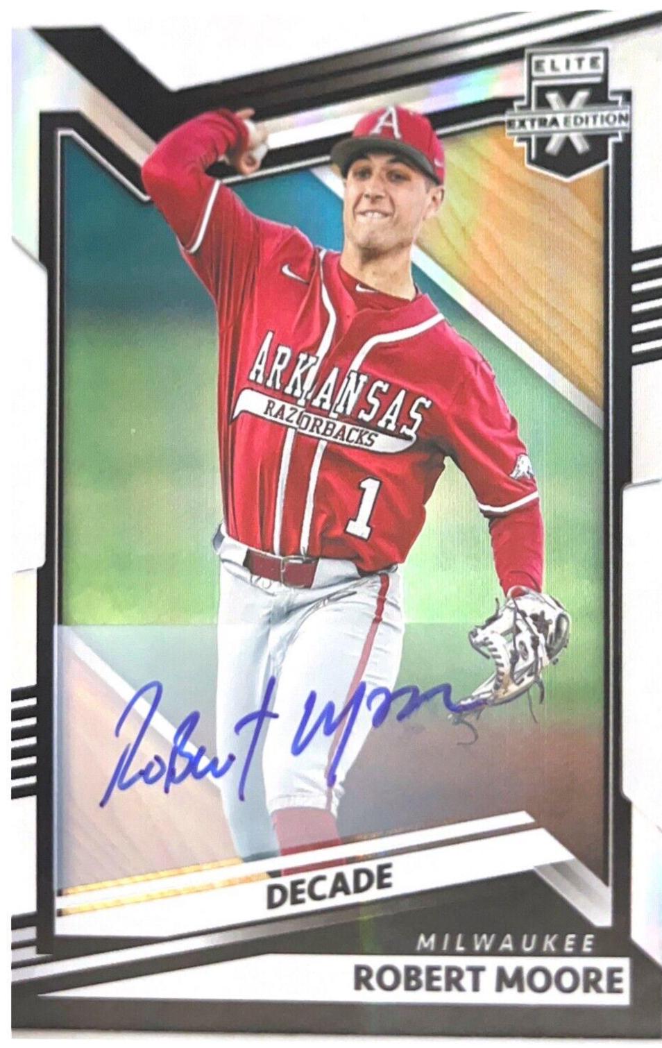 Robert Moore [Decade Die Cut Signature] #72