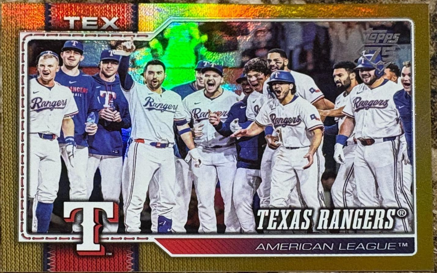 Texas Rangers [Gold Rainbow] #258