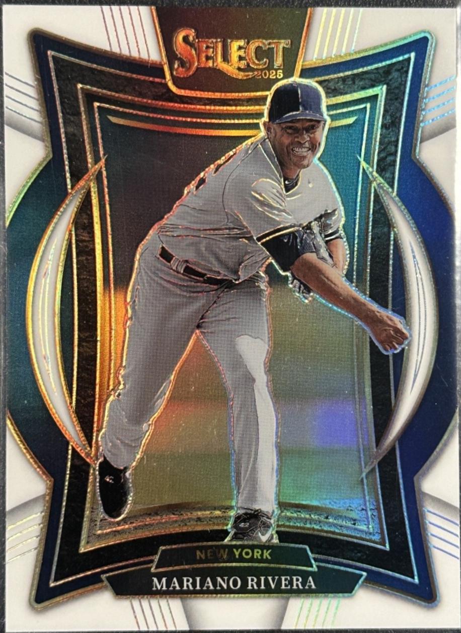 Mariano Rivera [White] #30