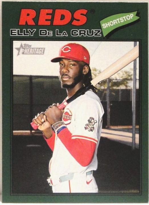 Elly De La Cruz [Green Bordered Chrome] #70