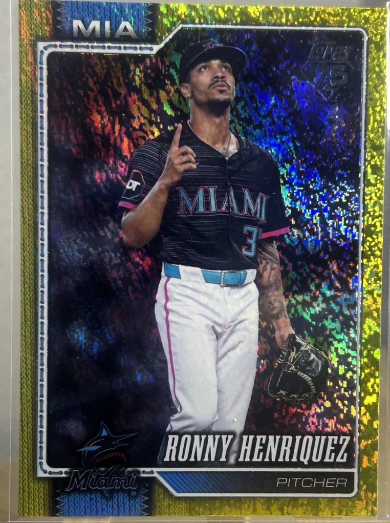 Ronny Henriquez [Yellow Holo] #290