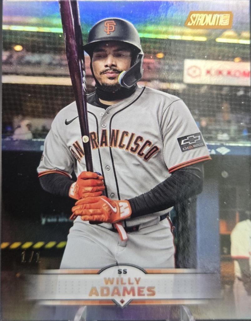 Willy Adames [Gold Rainbow Foilboard] #112
