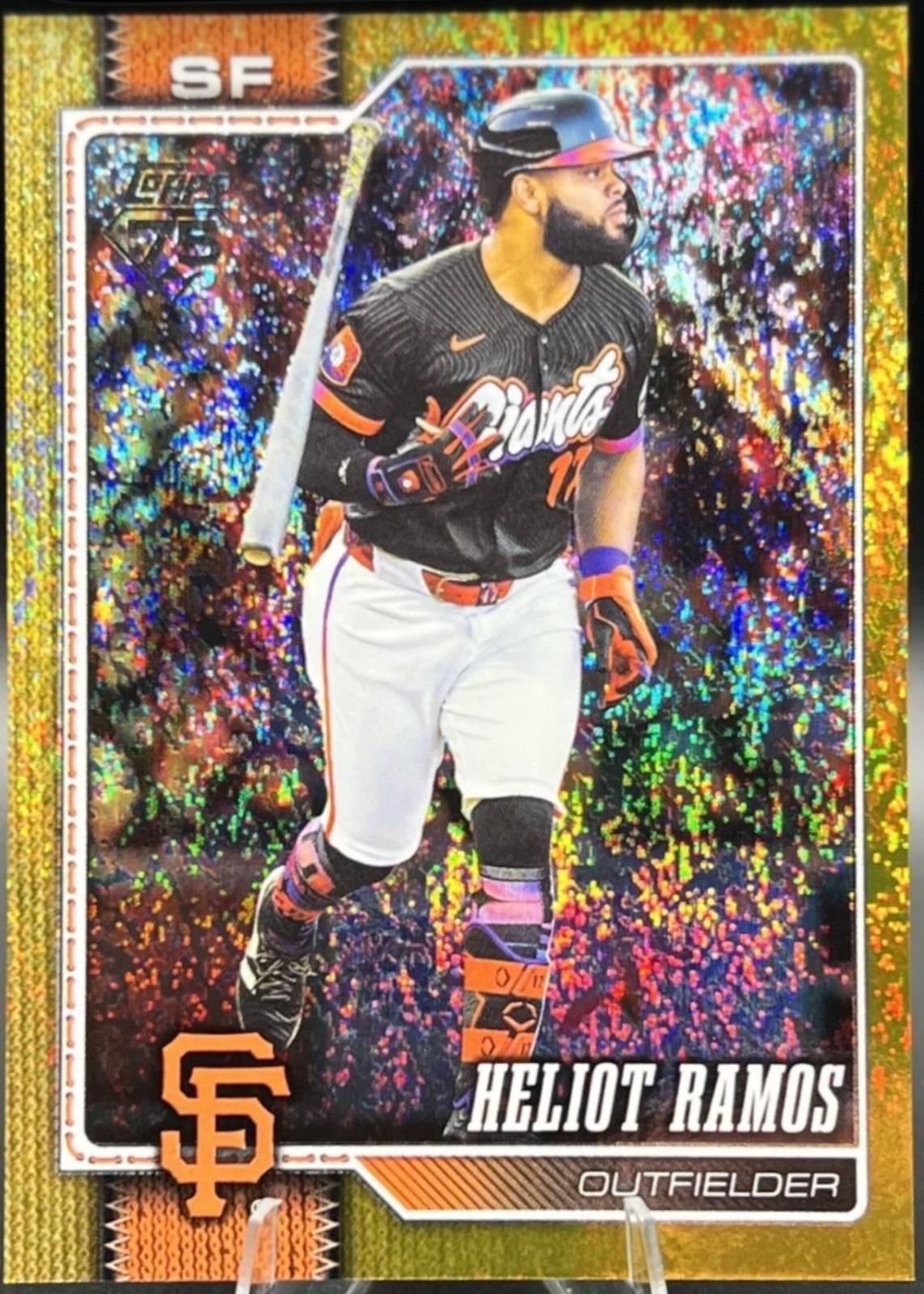 Heliot Ramos [Gold Holo] #8