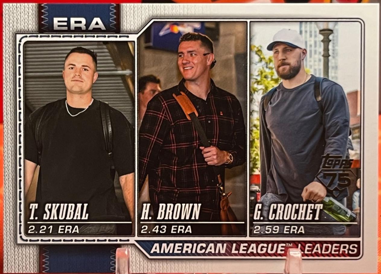 American League Leaders ERA [Golden Mirror Variation] #327