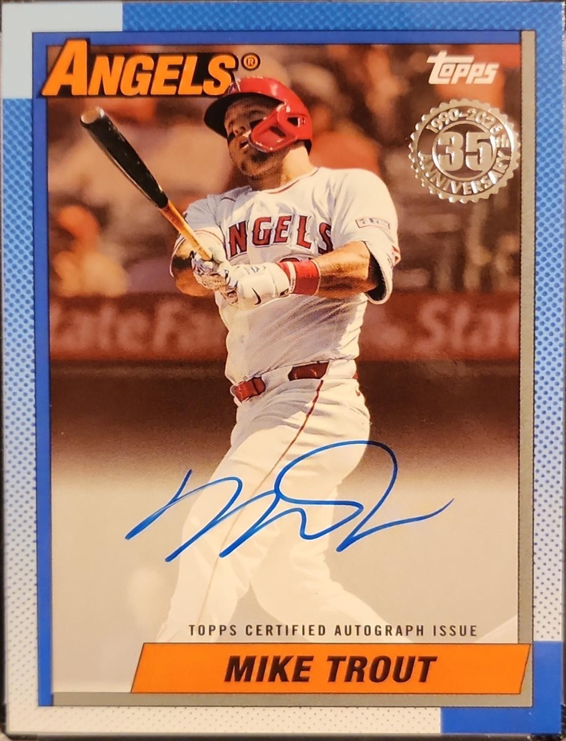 Mike Trout [Black] #90AU-MT